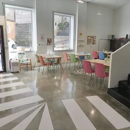 Avoa Regina Hostel *