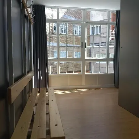 Avoa Regina Ostello Redondela