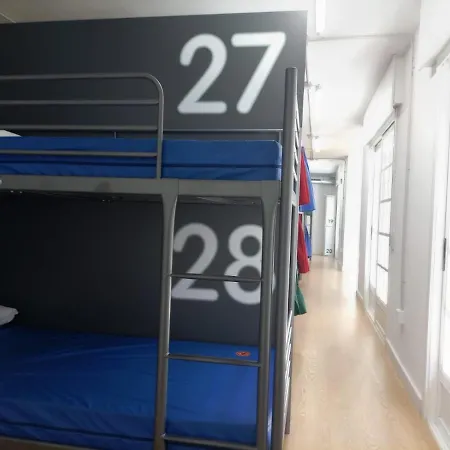 Avoa Regina Hostel *