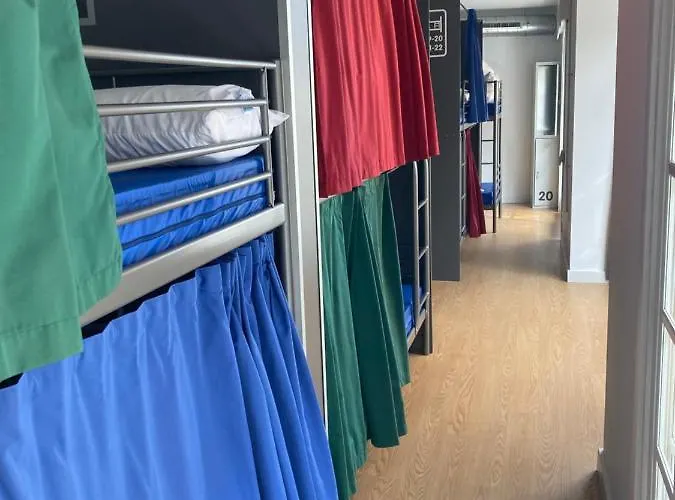 Avoa Regina Redondela