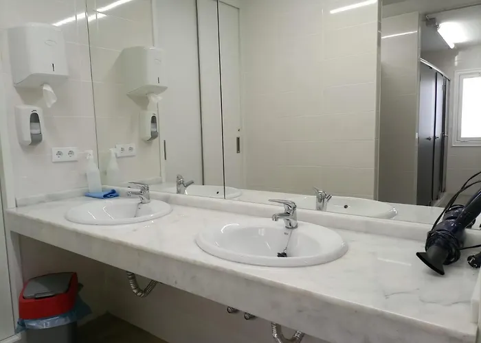 Avoa Regina Redondela